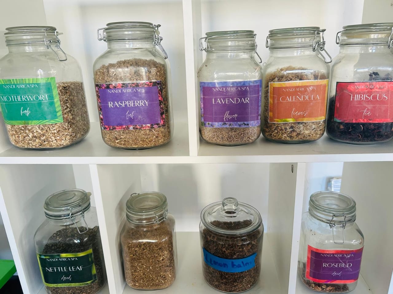 Organic Herbal Tea Leaves|